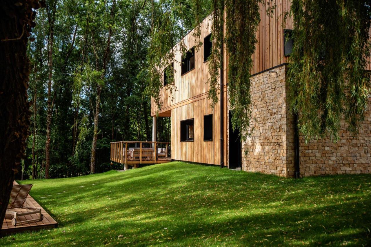 Dans Les Arbres Bed and Breakfast Lanta Exteriör bild